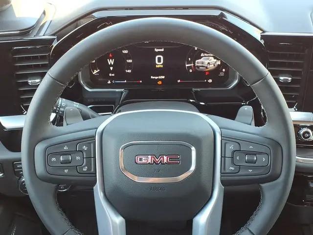 2026 GMC Sierra 1500 Crew Cab, Short Bed, SLT, 4WD