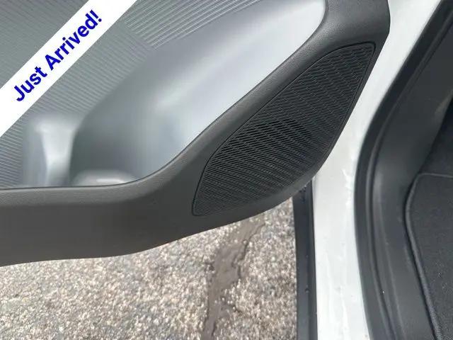2027 Chevrolet Bolt LT FWD