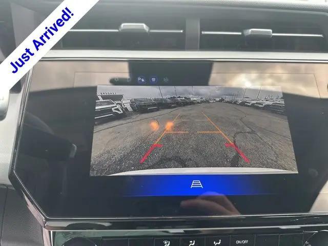 2027 Chevrolet Bolt LT FWD