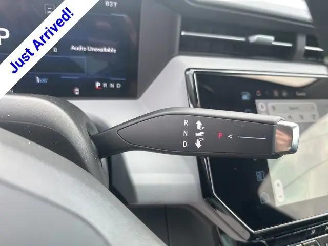 2027 Chevrolet Bolt LT FWD