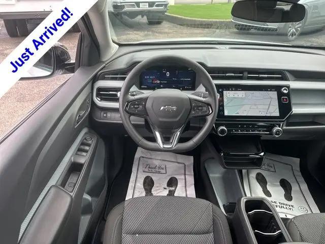 2027 Chevrolet Bolt LT FWD