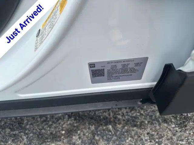 2027 Chevrolet Bolt LT FWD