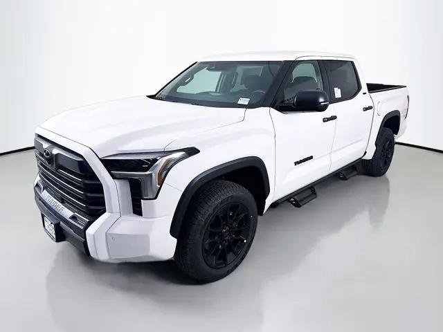 2026 Toyota Tundra SR5 CrewMax 5.5' Bed