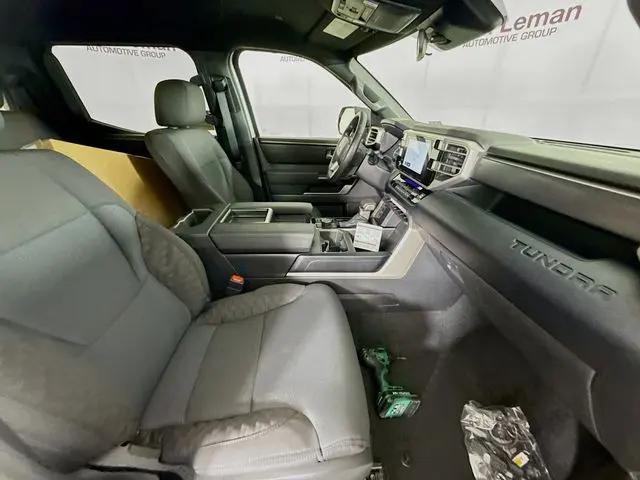 2026 Toyota Tundra SR5 CrewMax 5.5' Bed