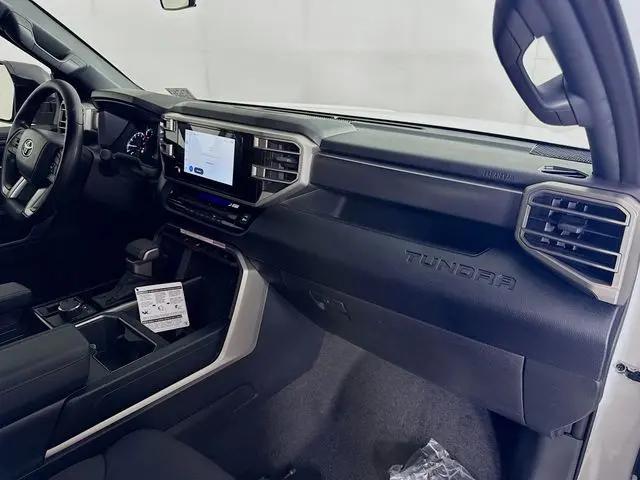 2026 Toyota Tundra SR5 CrewMax 5.5' Bed