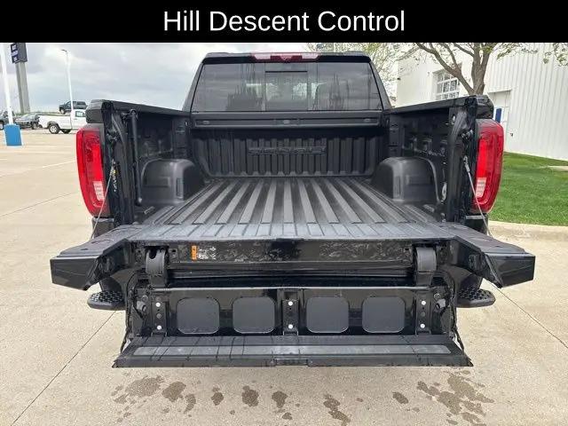 2024 GMC Sierra 1500 4WD Crew Cab Short Box Denali