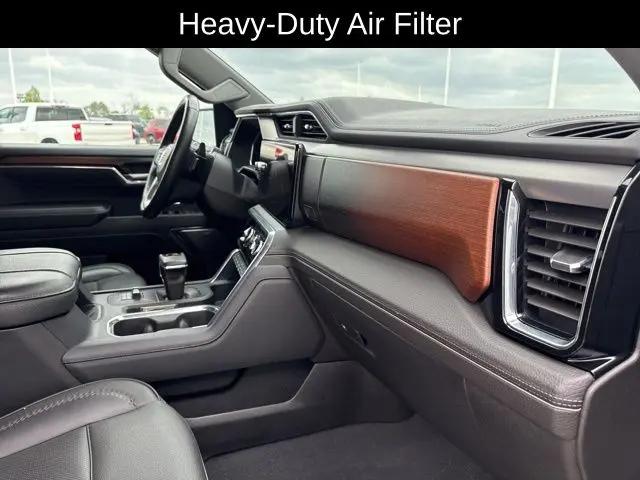 2024 GMC Sierra 1500 4WD Crew Cab Short Box Denali
