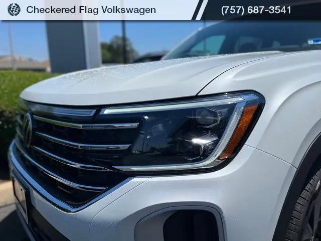 2026 Volkswagen Atlas SE with Technology