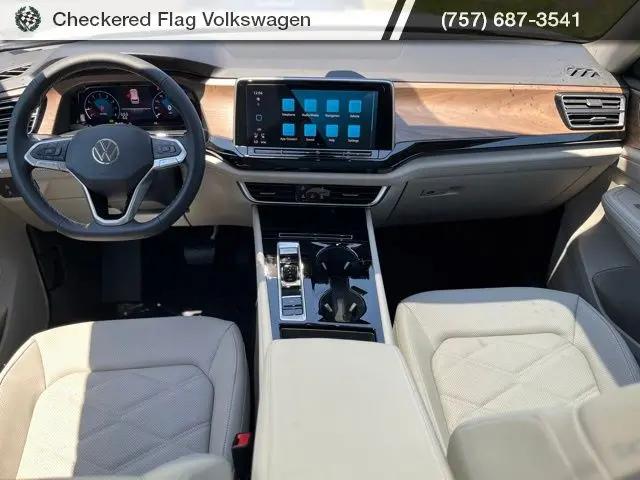 2026 Volkswagen Atlas SE with Technology