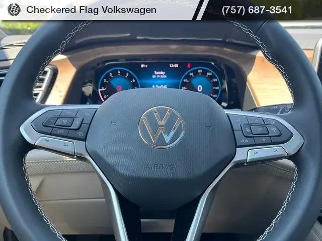 2026 Volkswagen Atlas SE with Technology