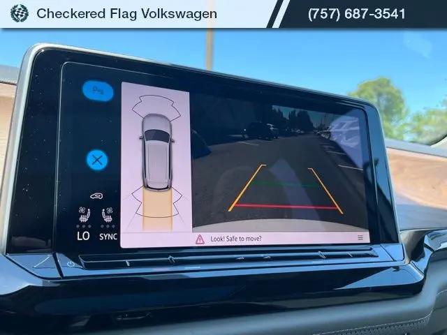 2026 Volkswagen Atlas SE with Technology