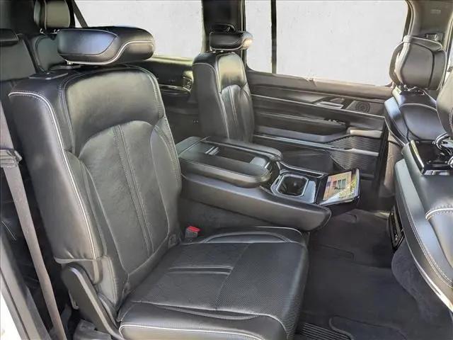 2024 Jeep Grand Wagoneer L Series II 4x4