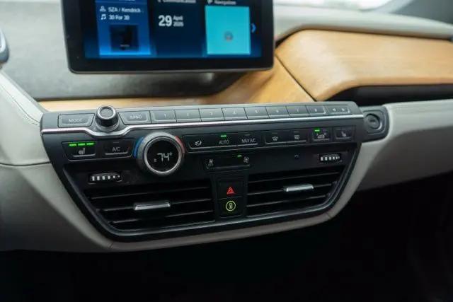 2018 BMW i3 94Ah w/Range Extender