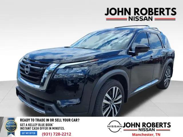 2025 Nissan Pathfinder Platinum FWD