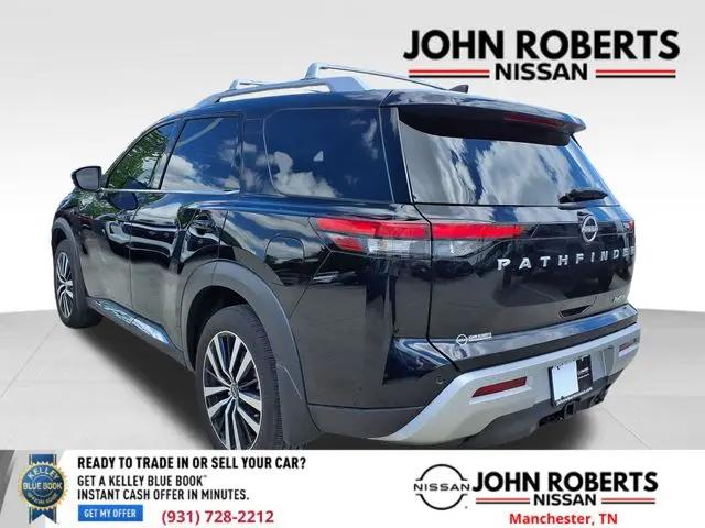 2025 Nissan Pathfinder Platinum FWD