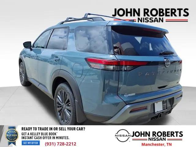 2026 Nissan Pathfinder SL