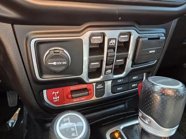 2020 Jeep Gladiator Sport