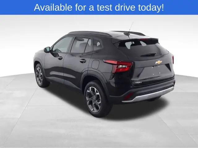 2025 Chevrolet Trax FWD LT
