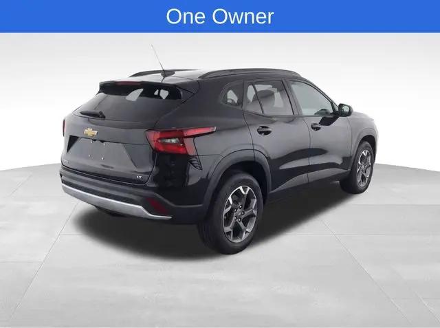 2025 Chevrolet Trax FWD LT