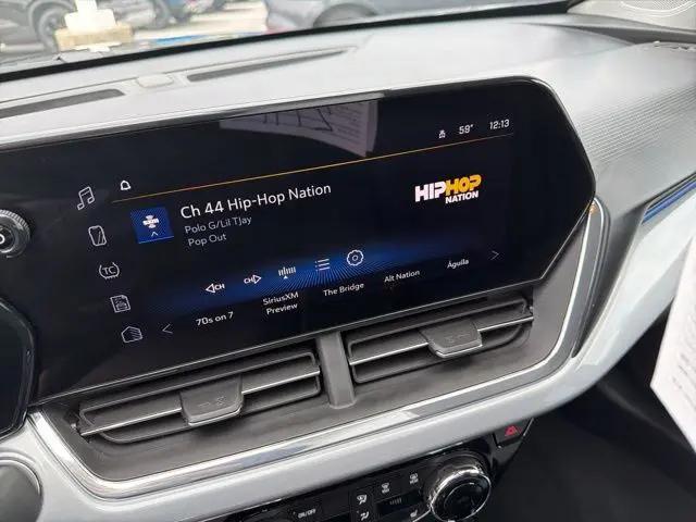 2025 Chevrolet Trax FWD LT