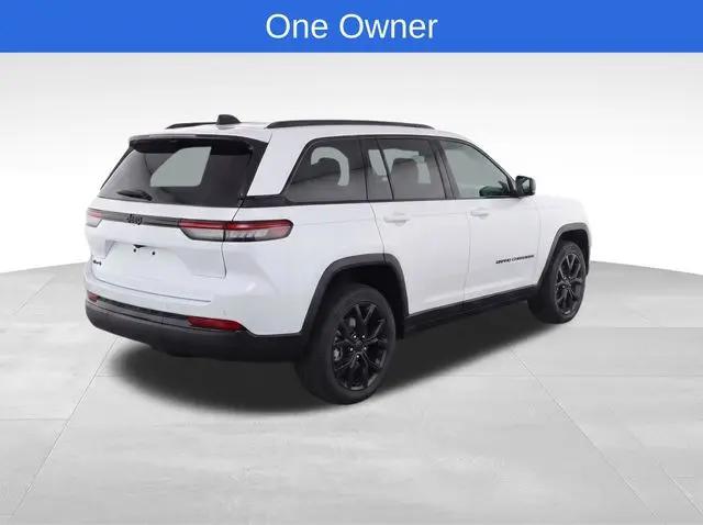 2025 Jeep Grand Cherokee Altitude 4x4