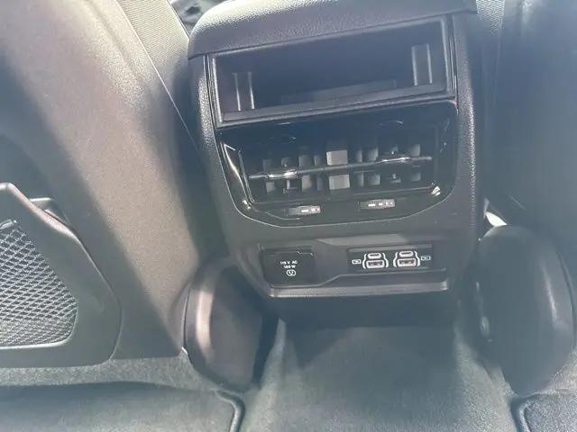 2025 Jeep Grand Cherokee Altitude 4x4