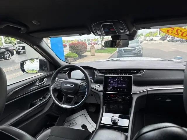 2025 Jeep Grand Cherokee Altitude 4x4