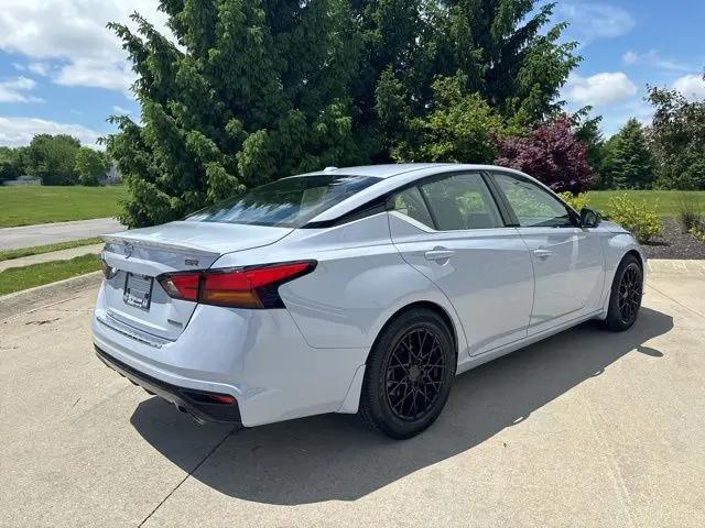 2023 Nissan Altima SR VC-Turbo FWD