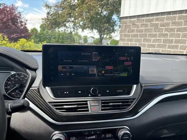 2023 Nissan Altima SR VC-Turbo FWD