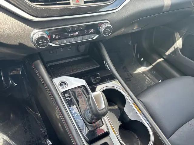 2023 Nissan Altima SR VC-Turbo FWD