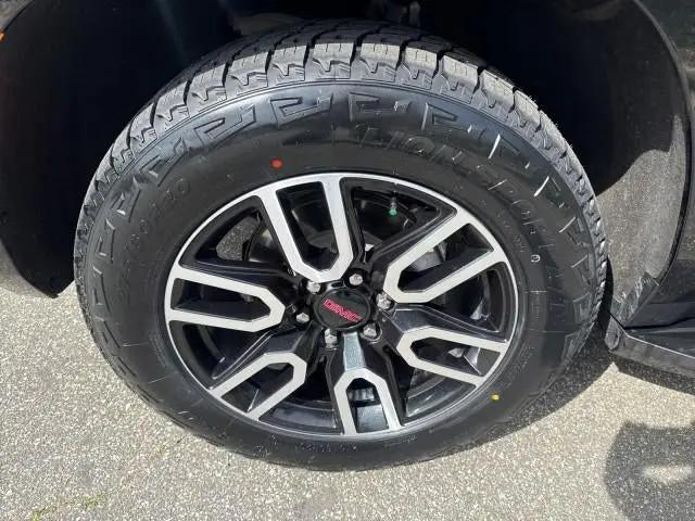 2023 GMC Yukon 4WD AT4