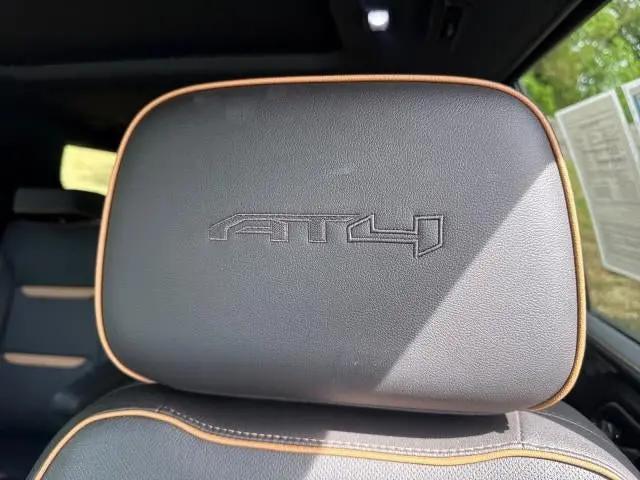 2023 GMC Yukon 4WD AT4