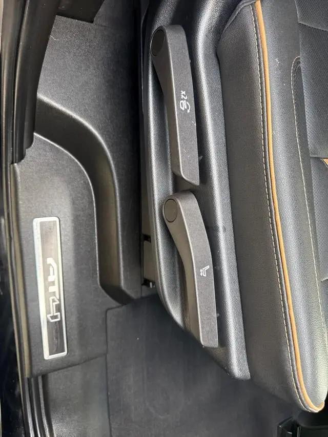 2023 GMC Yukon 4WD AT4