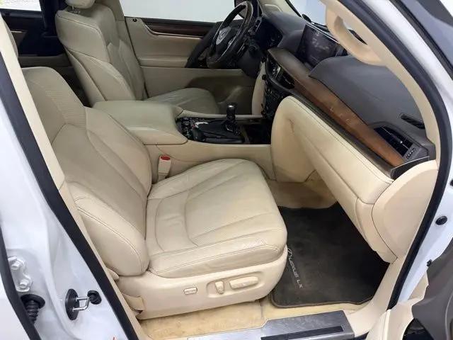 2016 Lexus LX 570 LX 570