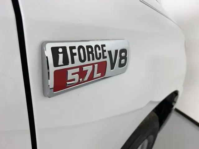 2012 Toyota Tundra Grade 5.7L V8