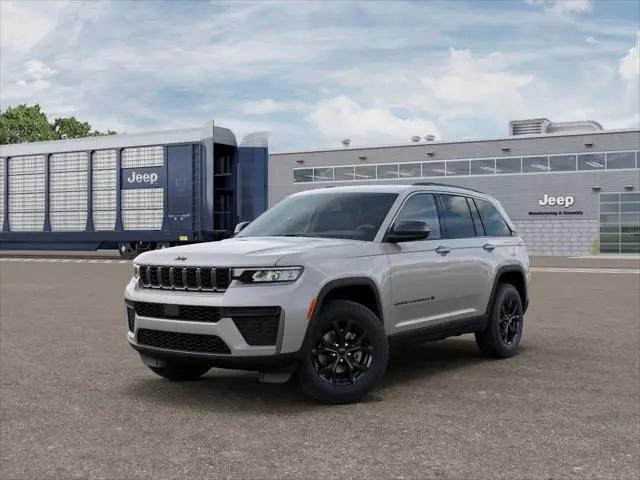 2026 Jeep Grand Cherokee Altitude 4x4 for sale in Bayside, NY