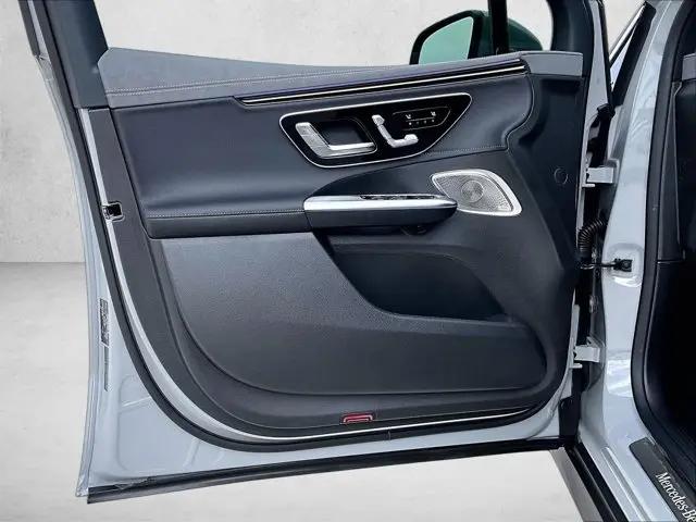 2026 Mercedes-Benz EQE 320 EQE 320