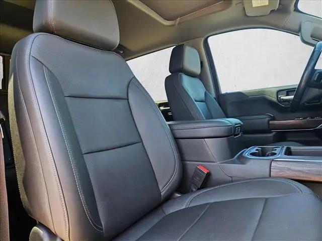 2021 GMC Sierra 1500 4WD Crew Cab Short Box SLT