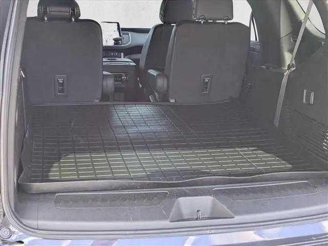 2023 GMC Yukon 4WD SLT