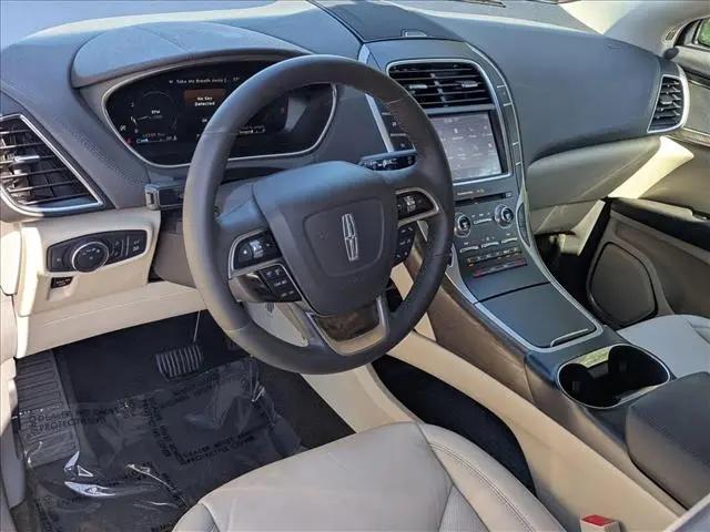 2019 Lincoln Nautilus Select