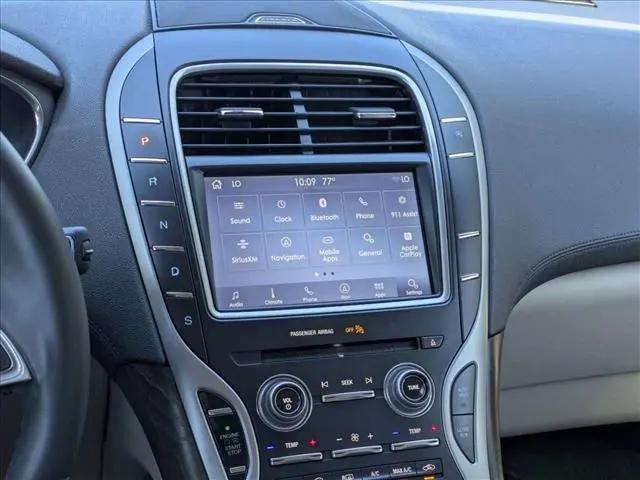 2019 Lincoln Nautilus Select