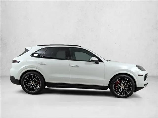 2024 Porsche Cayenne S