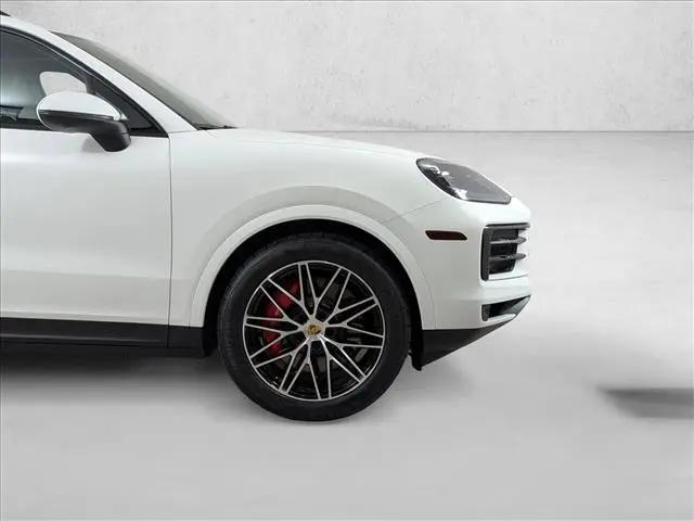 2024 Porsche Cayenne S