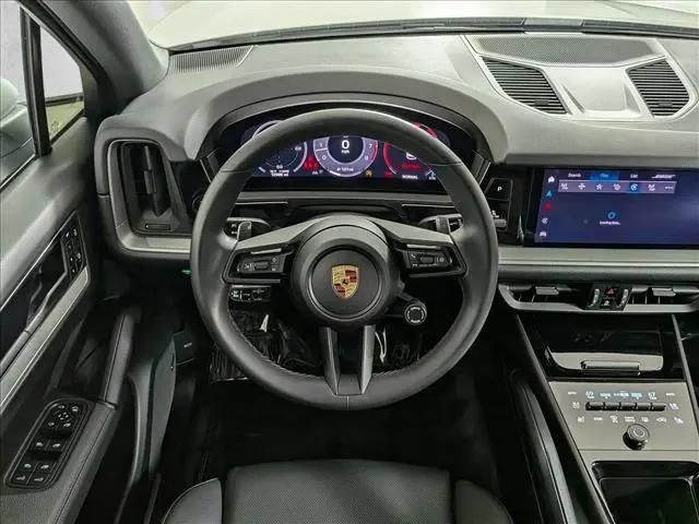 2024 Porsche Cayenne S