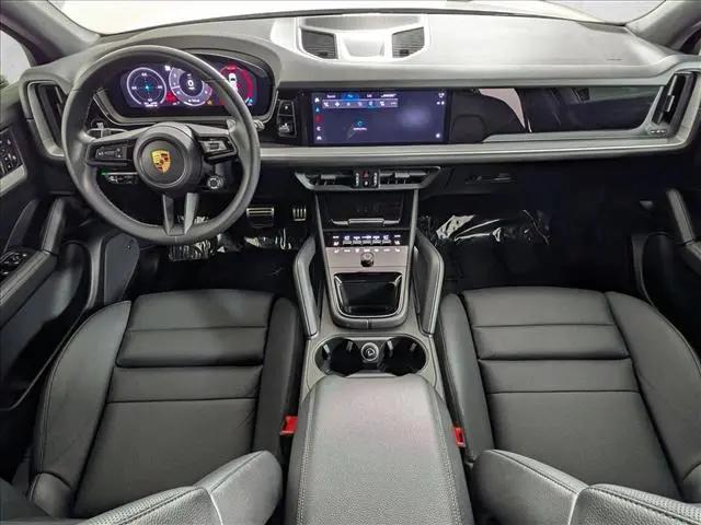 2024 Porsche Cayenne S
