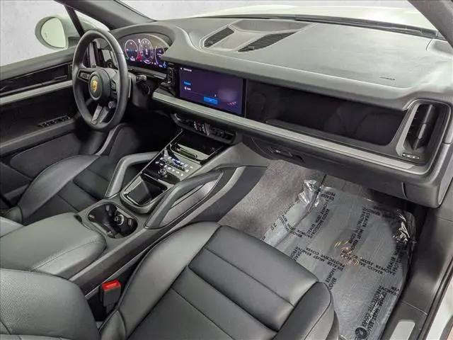 2024 Porsche Cayenne S