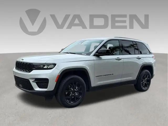 2024 Jeep Grand Cherokee Altitude 4x4 for sale in Hinesville, GA