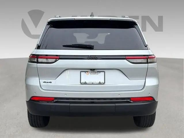 2024 Jeep Grand Cherokee Altitude 4x4