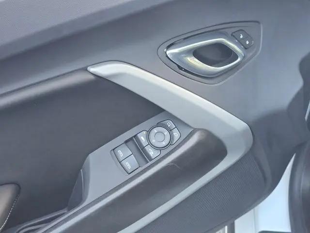 2023 Chevrolet Camaro RWD Convertible LT1