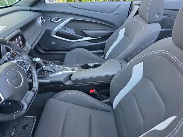 2023 Chevrolet Camaro RWD Convertible LT1
